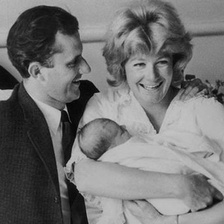 Vanessa and Tony ex-couple with their child